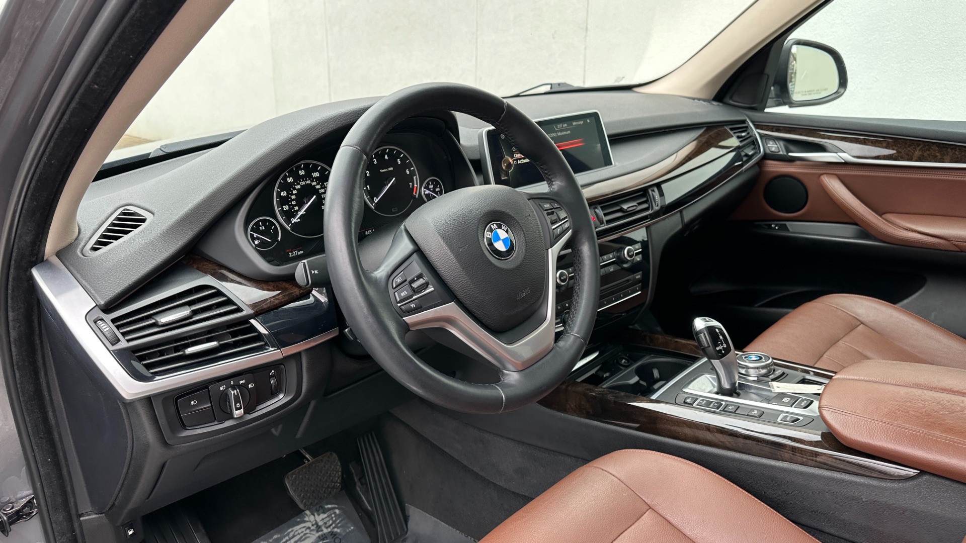 Used 2016 BMW X5 eDrive xDrive40e / HYBRID / COLD WEATHER PACKAGE / PREMIUM PACKAGE for sale $23,995 at Formula Imports in Charlotte NC 28227 10