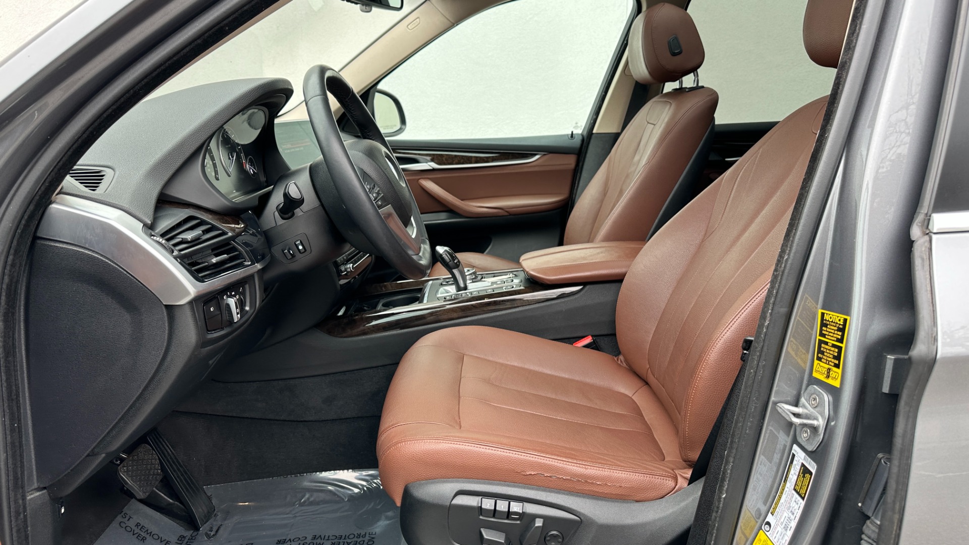 Used 2016 BMW X5 eDrive xDrive40e / HYBRID / COLD WEATHER PACKAGE / PREMIUM PACKAGE for sale $23,995 at Formula Imports in Charlotte NC 28227 11