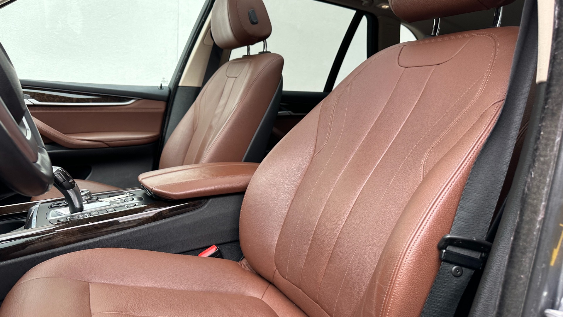 Used 2016 BMW X5 eDrive xDrive40e / HYBRID / COLD WEATHER PACKAGE / PREMIUM PACKAGE for sale $23,995 at Formula Imports in Charlotte NC 28227 12