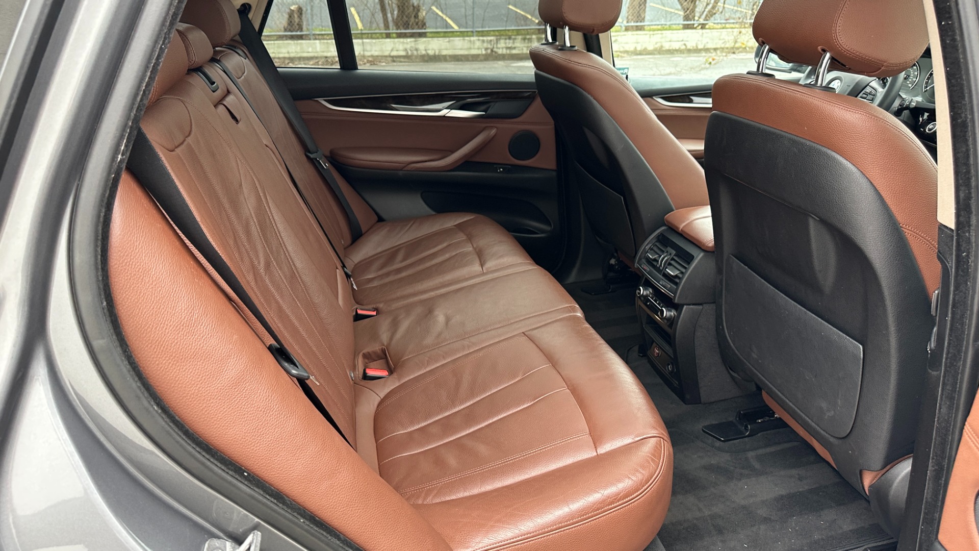 Used 2016 BMW X5 eDrive xDrive40e / HYBRID / COLD WEATHER PACKAGE / PREMIUM PACKAGE for sale $23,995 at Formula Imports in Charlotte NC 28227 27