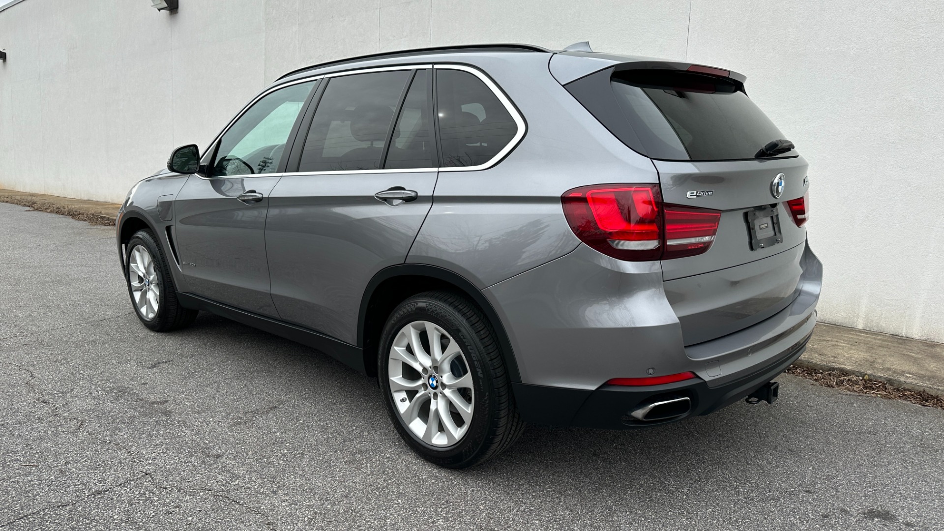 Used 2016 BMW X5 eDrive xDrive40e / HYBRID / COLD WEATHER PACKAGE / PREMIUM PACKAGE for sale $23,995 at Formula Imports in Charlotte NC 28227 4