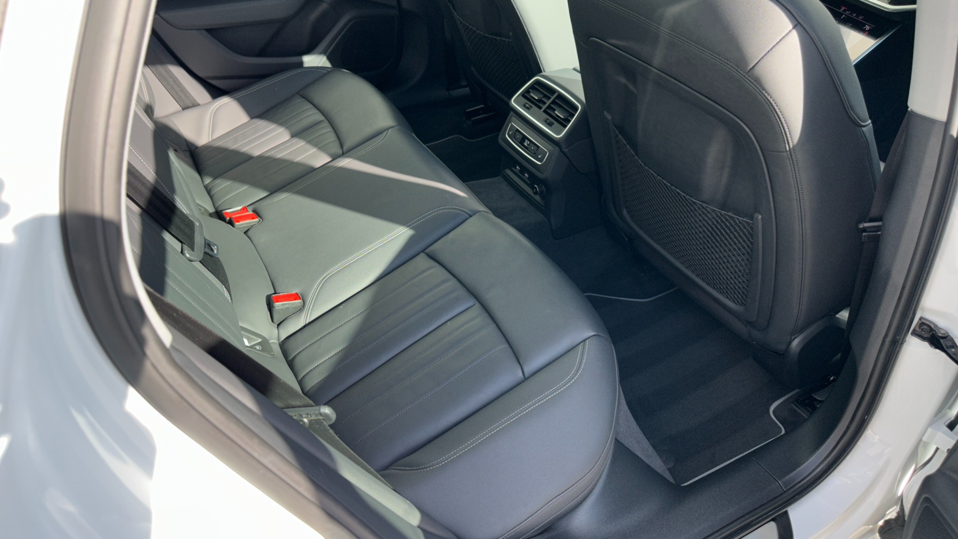 Used 2019 Audi A6 PREMIUM / COLD WEATHER PKG / CONVENIENCE PKG / INTERIOR PROTECTION PKG for sale Sold at Formula Imports in Charlotte NC 28227 27