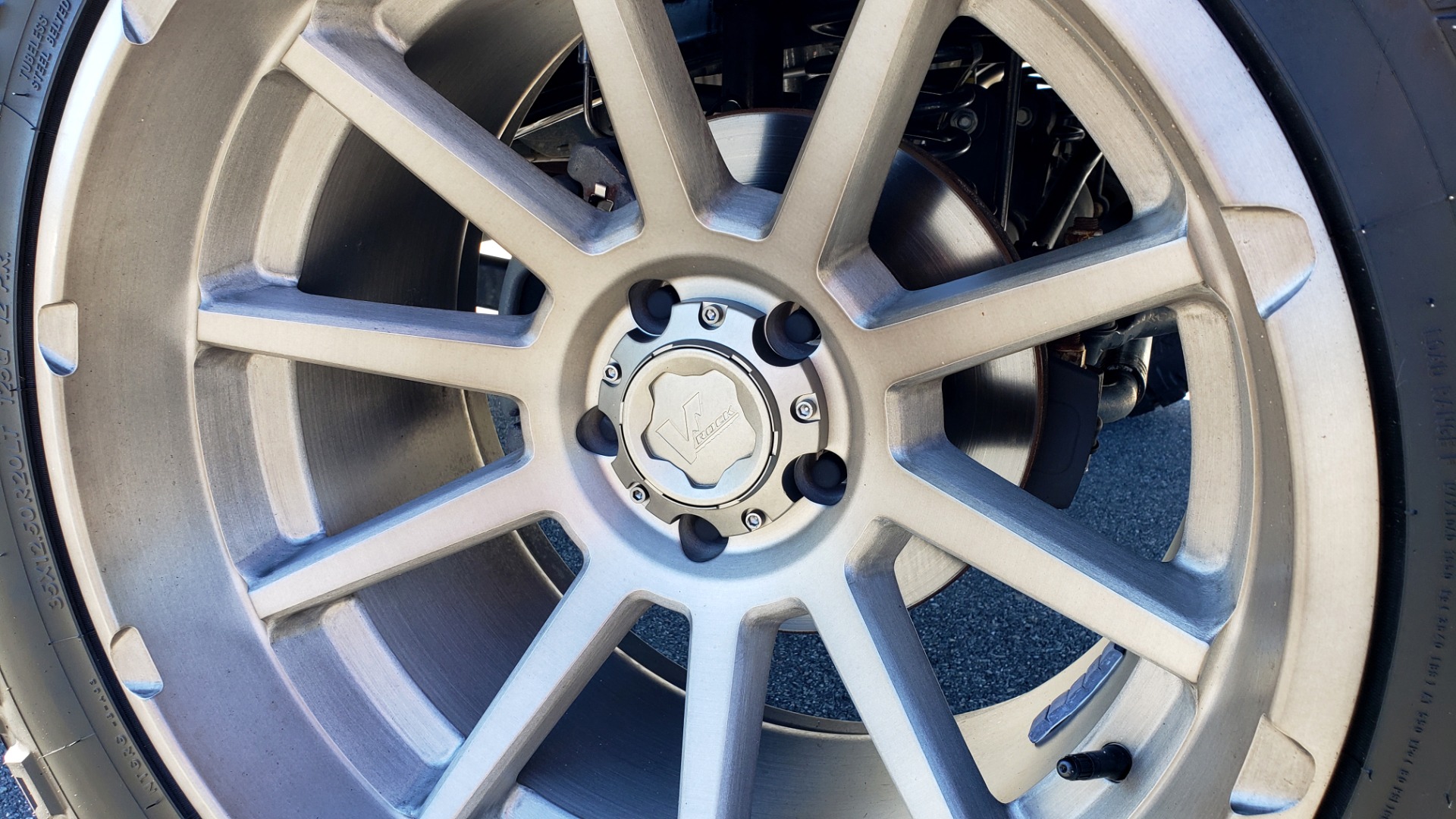 Used 2016 Jeep WRANGLER UNLIMITED SAHARA 4X4 / NAV / ALPINE / TOW PKG / CUSTOM WHEELS for sale Sold at Formula Imports in Charlotte NC 28227 10