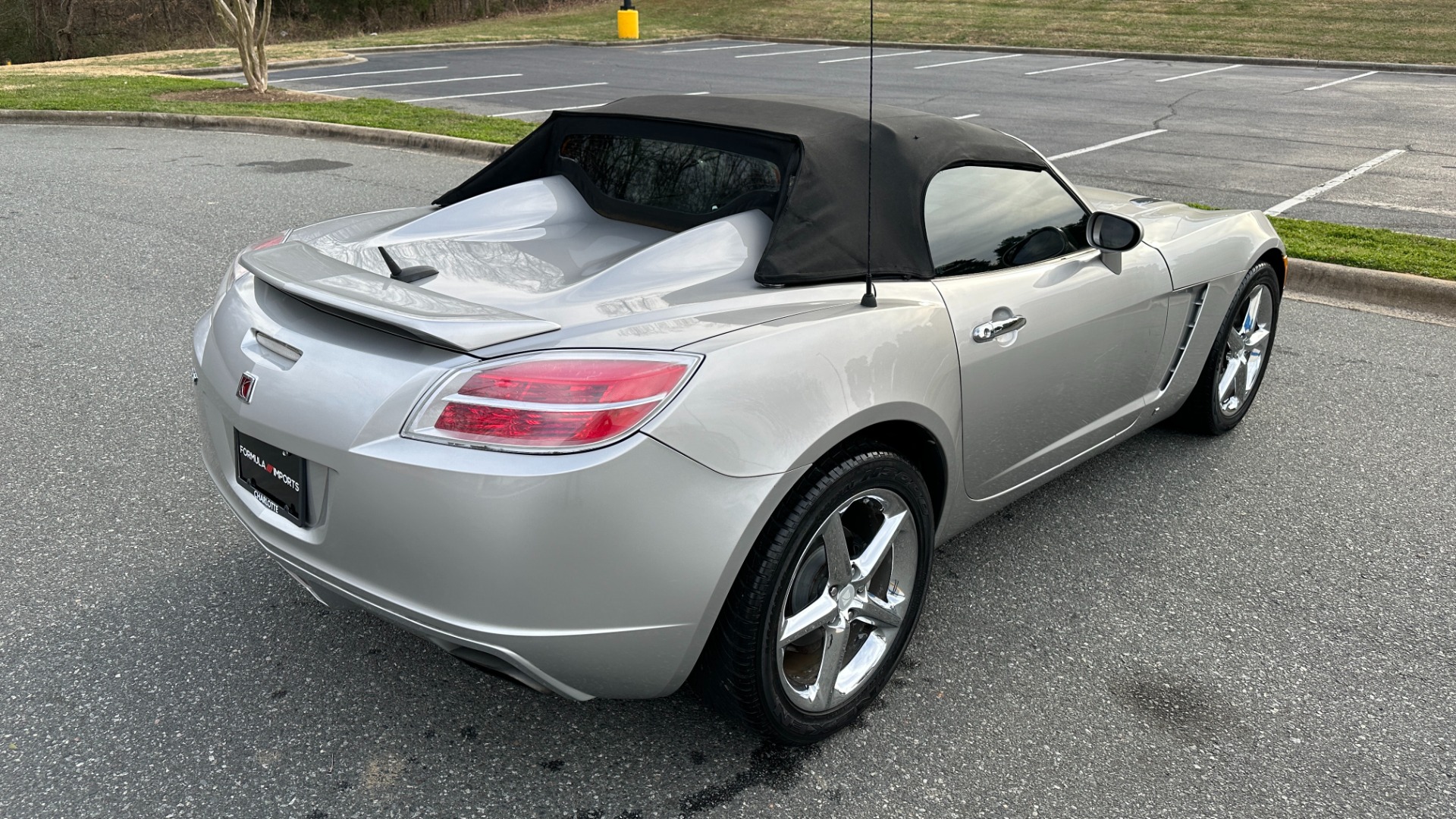 Used 2008 Saturn Sky CONVERTIBLE / MONSOON AUDIO / AUTOMATIC / PREMIUM TRIM / SPOILER for sale Sold at Formula Imports in Charlotte NC 28227 10