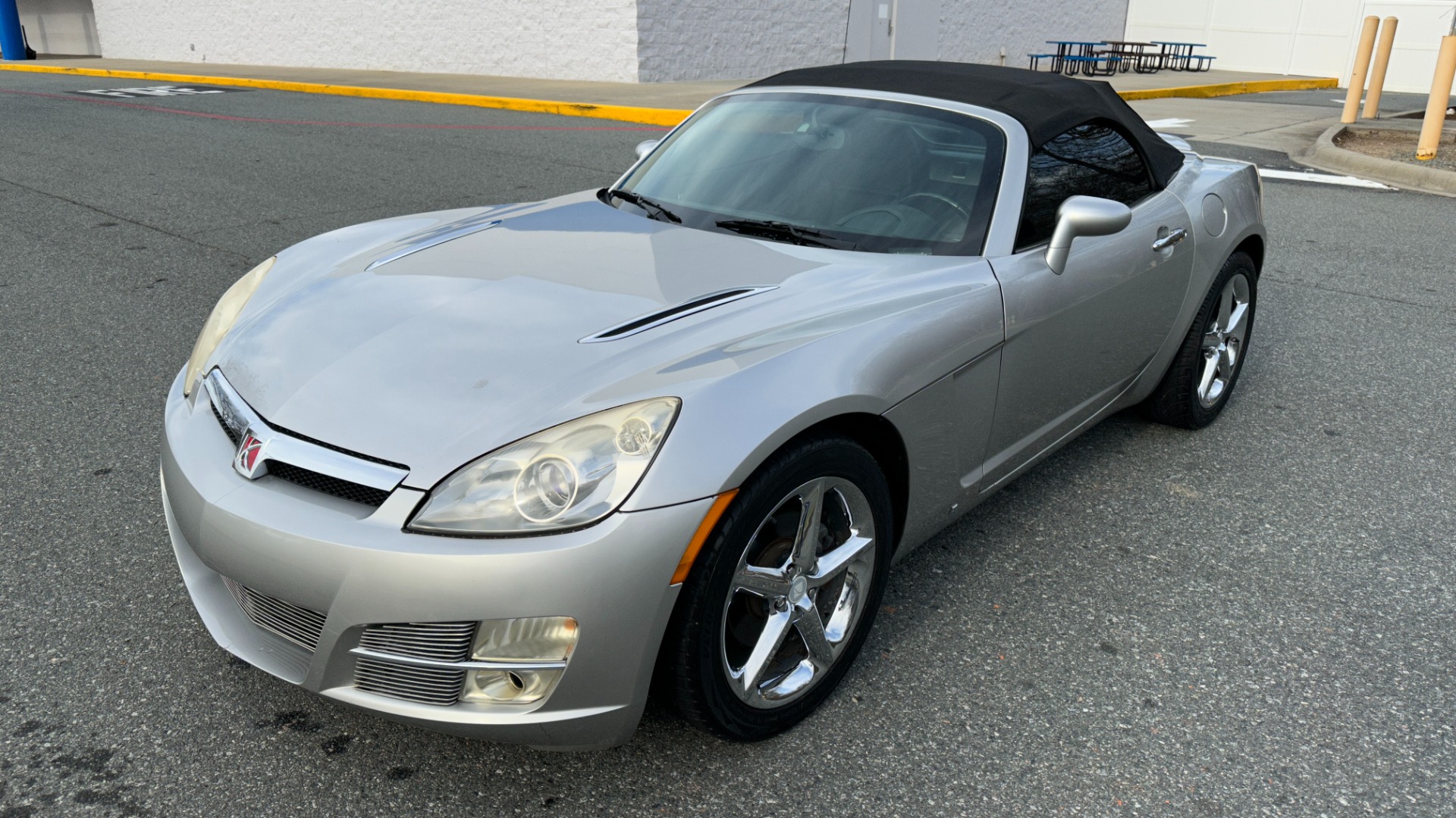 Used 2008 Saturn Sky CONVERTIBLE / MONSOON AUDIO / AUTOMATIC / PREMIUM TRIM / SPOILER for sale $10,995 at Formula Imports in Charlotte NC 28227 6