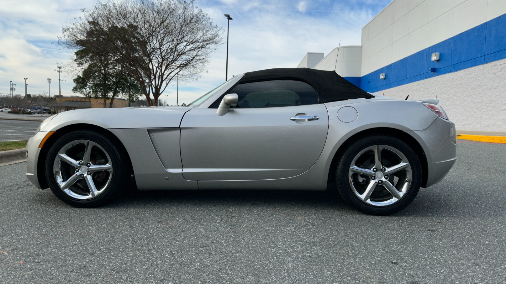 Used 2008 Saturn Sky CONVERTIBLE / MONSOON AUDIO / AUTOMATIC / PREMIUM TRIM / SPOILER for sale Sold at Formula Imports in Charlotte NC 28227 7
