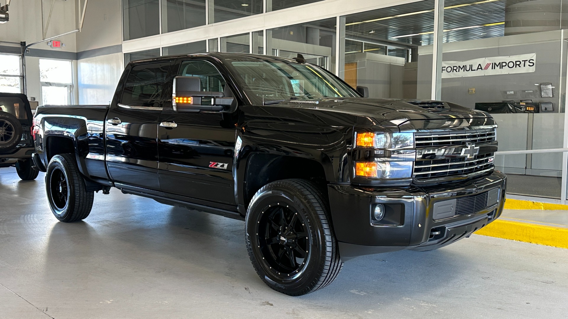 Used 2018 Chevrolet Silverado 2500HD LT for sale Sold at Formula Imports in Charlotte NC 28227 13
