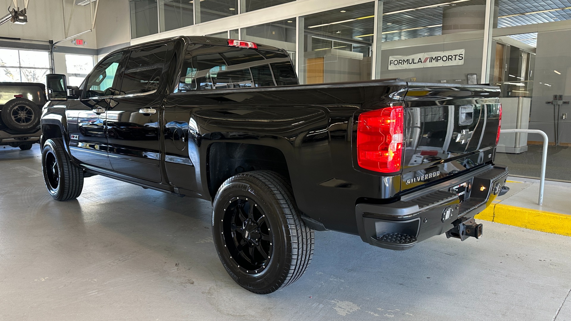 Used 2018 Chevrolet Silverado 2500HD LT for sale Sold at Formula Imports in Charlotte NC 28227 2