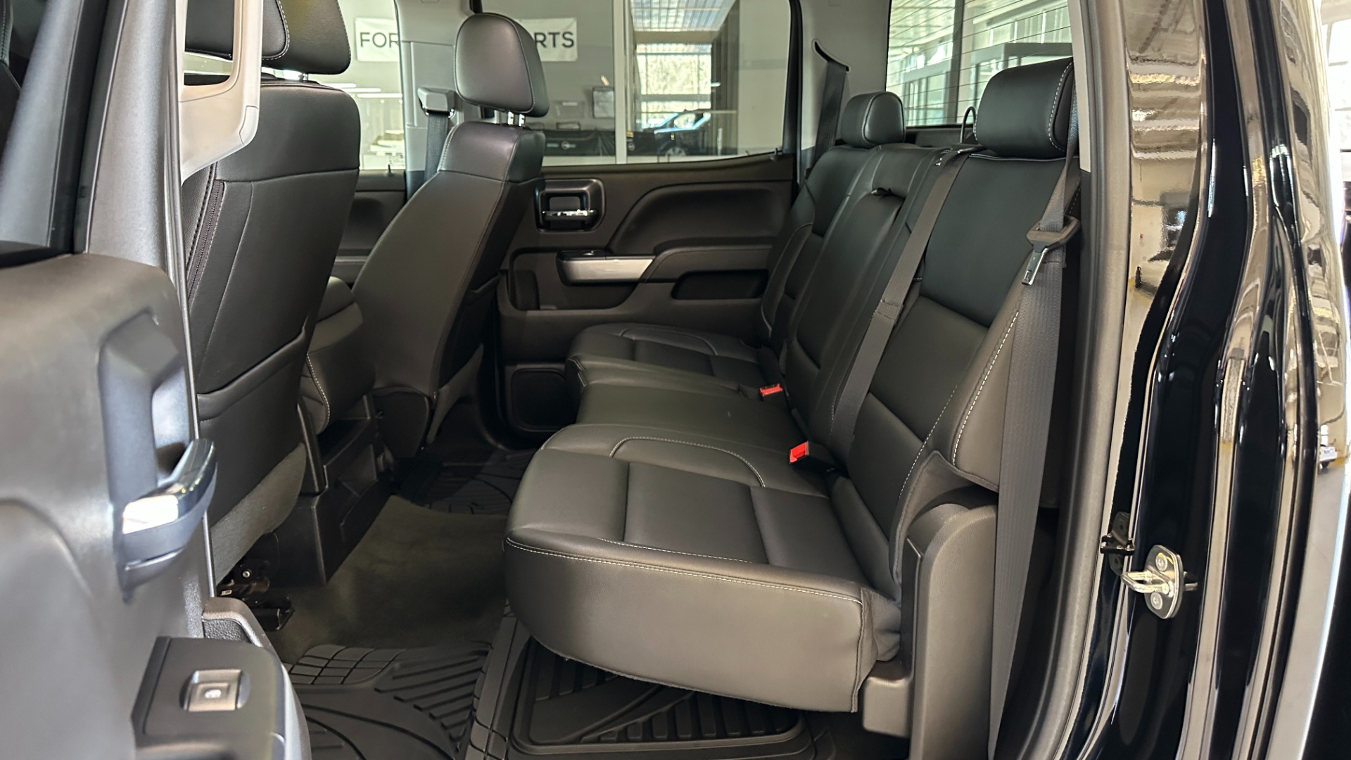 Used 2018 Chevrolet Silverado 2500HD LT for sale Sold at Formula Imports in Charlotte NC 28227 34