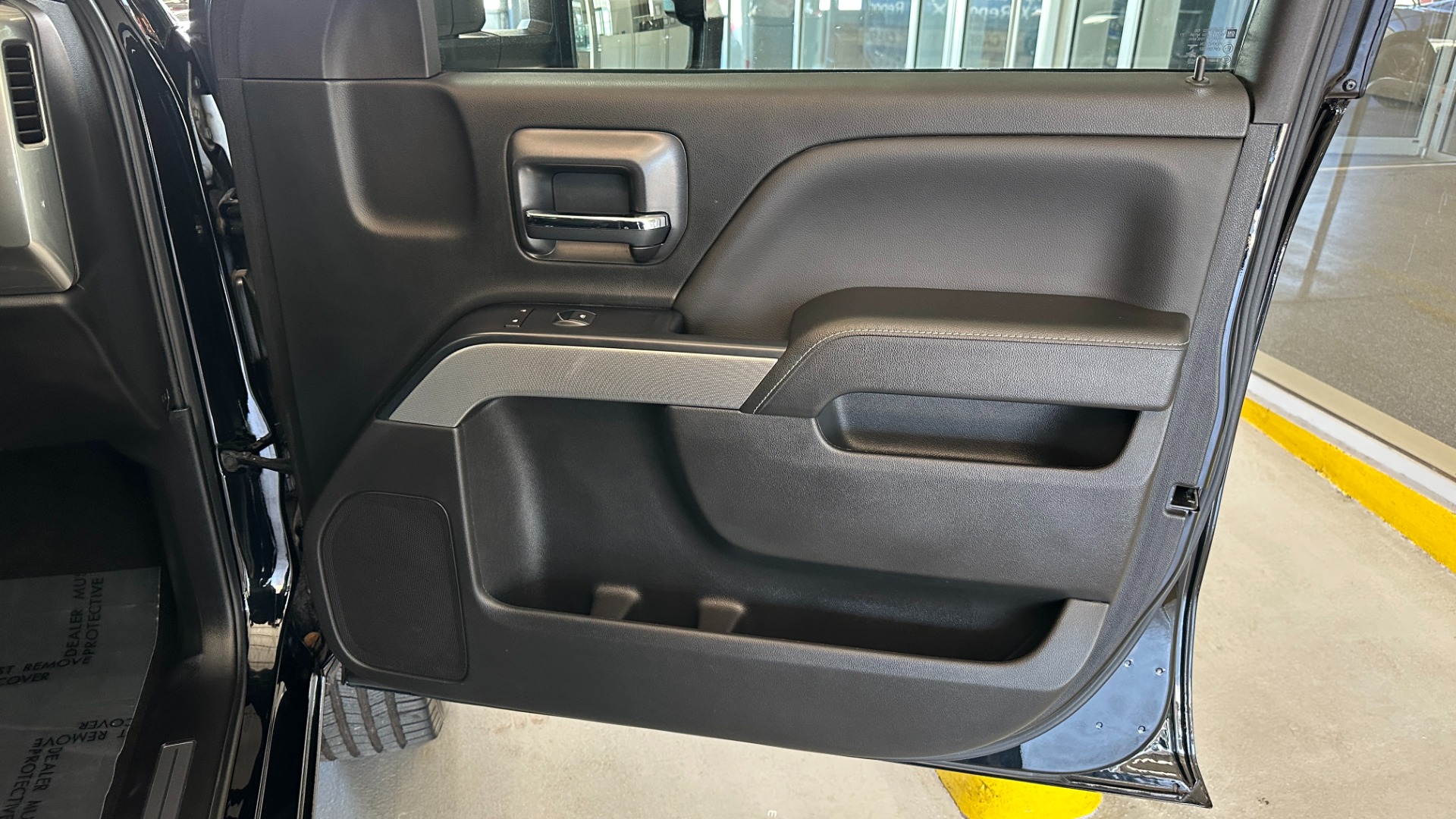 Used 2018 Chevrolet Silverado 2500HD LT for sale Sold at Formula Imports in Charlotte NC 28227 39