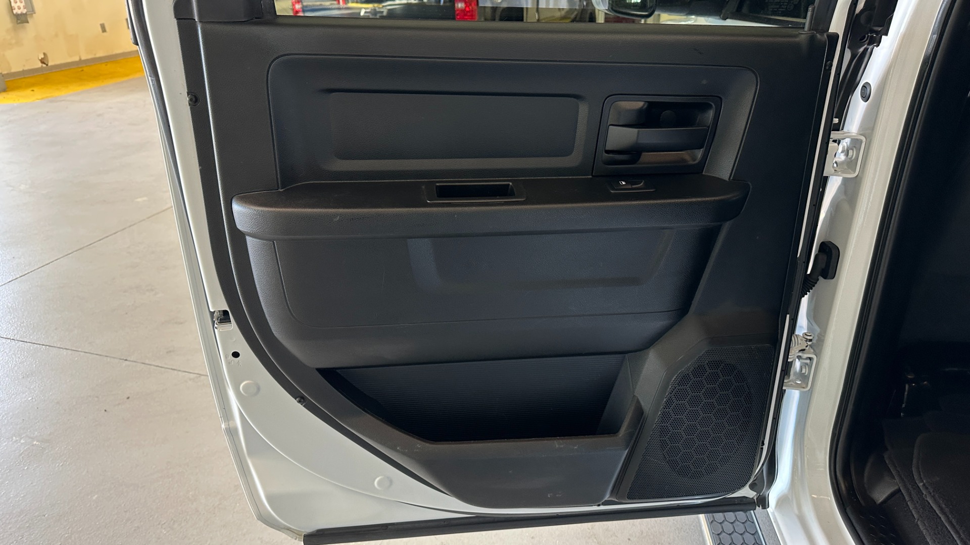 Used 2021 Ram 2500 TRADESMAN / LVL 2 PKG / 6.7L CUMMINS DIESEL / CREW CAB / 4X4 / CHROME PKG for sale $41,595 at Formula Imports in Charlotte NC 28227 20