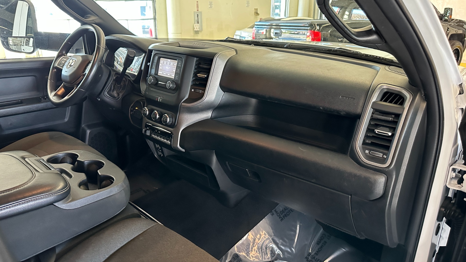 Used 2021 Ram 2500 TRADESMAN / LVL 2 PKG / 6.7L CUMMINS DIESEL / CREW CAB / 4X4 / CHROME PKG for sale $41,595 at Formula Imports in Charlotte NC 28227 31