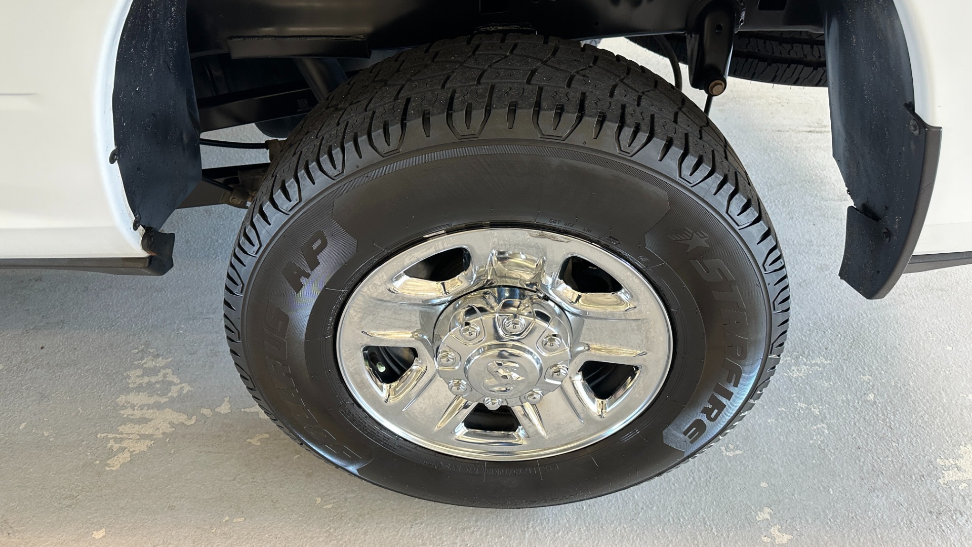 Used 2021 Ram 2500 TRADESMAN / LVL 2 PKG / 6.7L CUMMINS DIESEL / CREW CAB / 4X4 / CHROME PKG for sale $41,595 at Formula Imports in Charlotte NC 28227 36