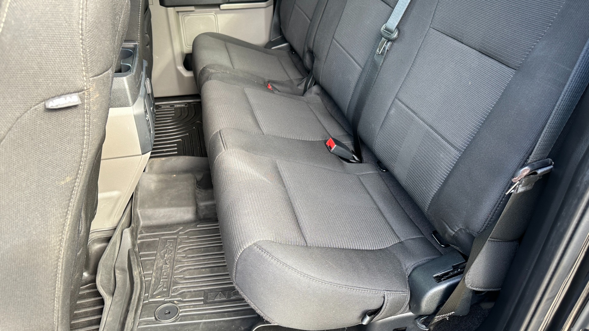 Used 2020 Ford F-150 XLT / STX PKG / SPORT PKG / 5.0L V8 / POWER EQUIPMENT / BED RACK for sale $33,900 at Formula Imports in Charlotte NC 28227 17
