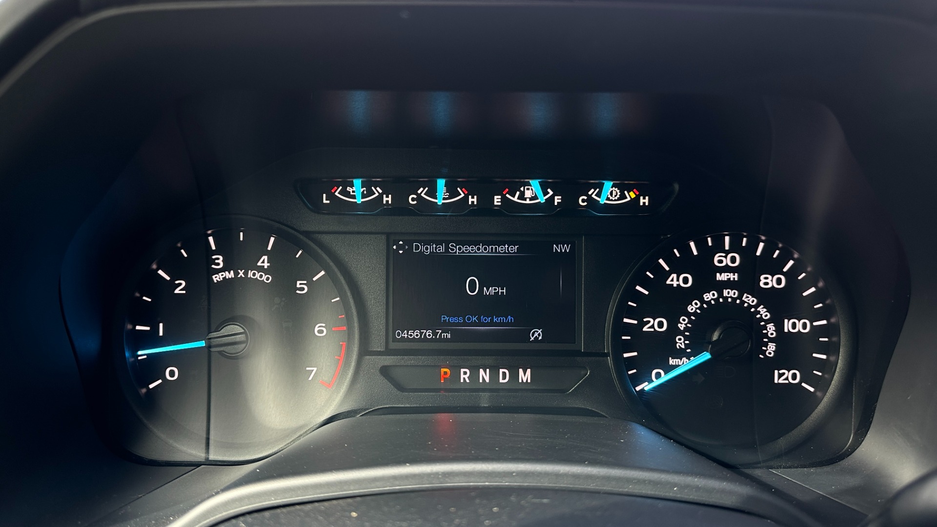 Used 2020 Ford F-150 XLT / STX PKG / SPORT PKG / 5.0L V8 / POWER EQUIPMENT / BED RACK for sale $33,900 at Formula Imports in Charlotte NC 28227 24