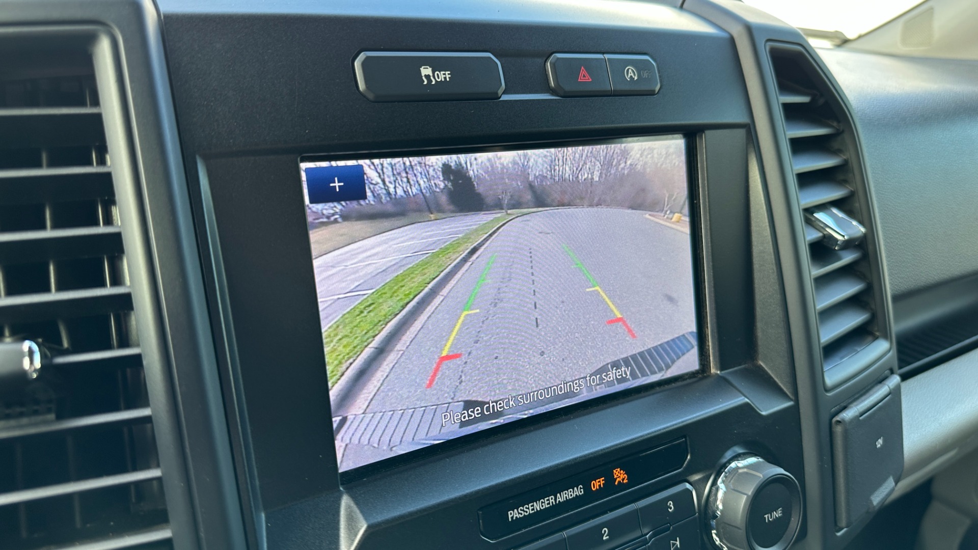 Used 2020 Ford F-150 XLT / STX PKG / SPORT PKG / 5.0L V8 / POWER EQUIPMENT / BED RACK for sale $33,900 at Formula Imports in Charlotte NC 28227 26