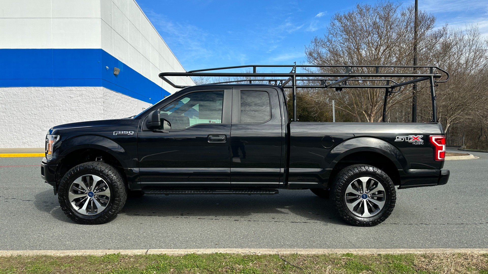 Used 2020 Ford F-150 XLT / STX PKG / SPORT PKG / 5.0L V8 / POWER EQUIPMENT / BED RACK for sale $33,900 at Formula Imports in Charlotte NC 28227 3