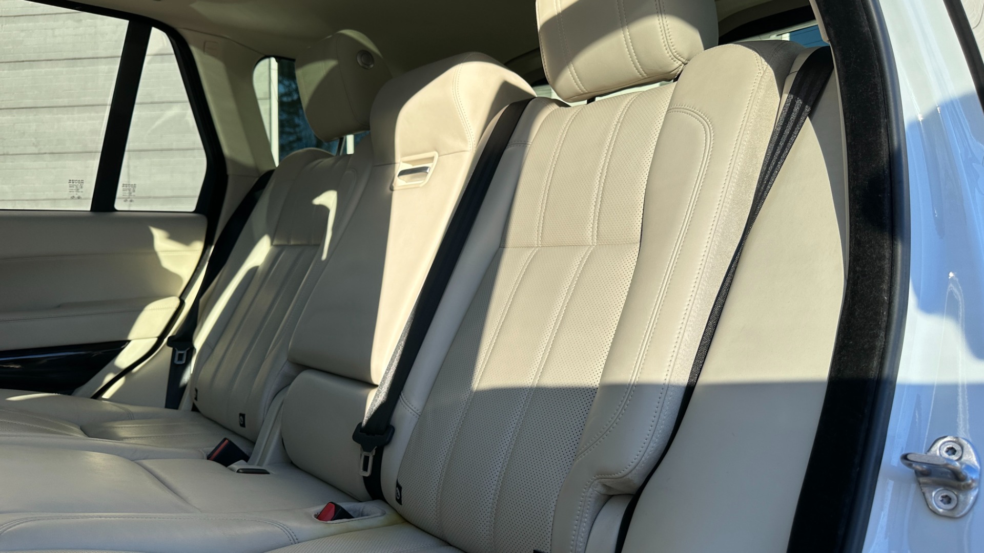 Used 2013 Land Rover Range Rover HSE / MERIDIAN SOUND / TOW PACK / VISION ASSIST / CLIMATE COMFORT for sale Sold at Formula Imports in Charlotte NC 28227 25