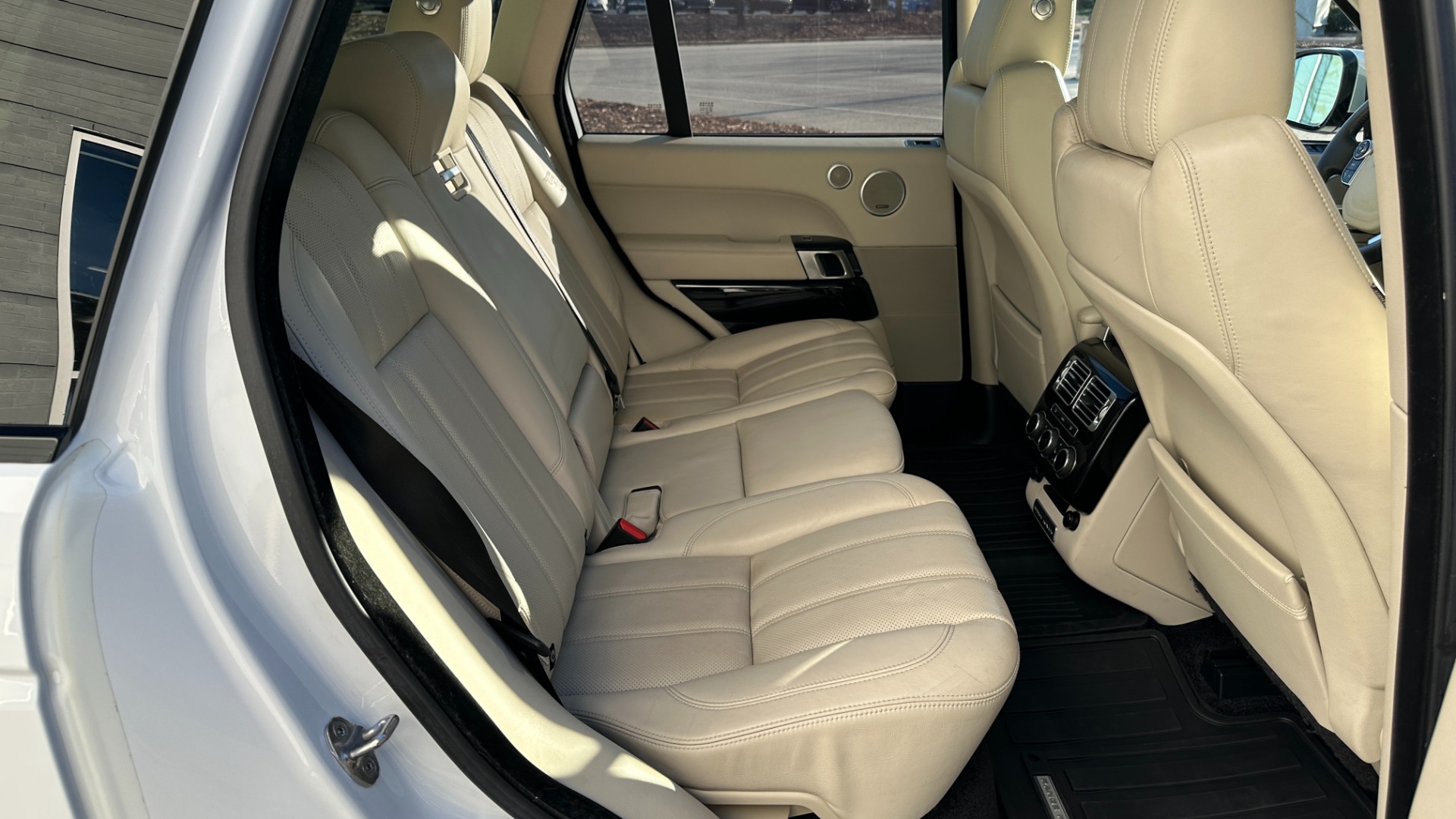Used 2013 Land Rover Range Rover HSE / MERIDIAN SOUND / TOW PACK / VISION ASSIST / CLIMATE COMFORT for sale Sold at Formula Imports in Charlotte NC 28227 30