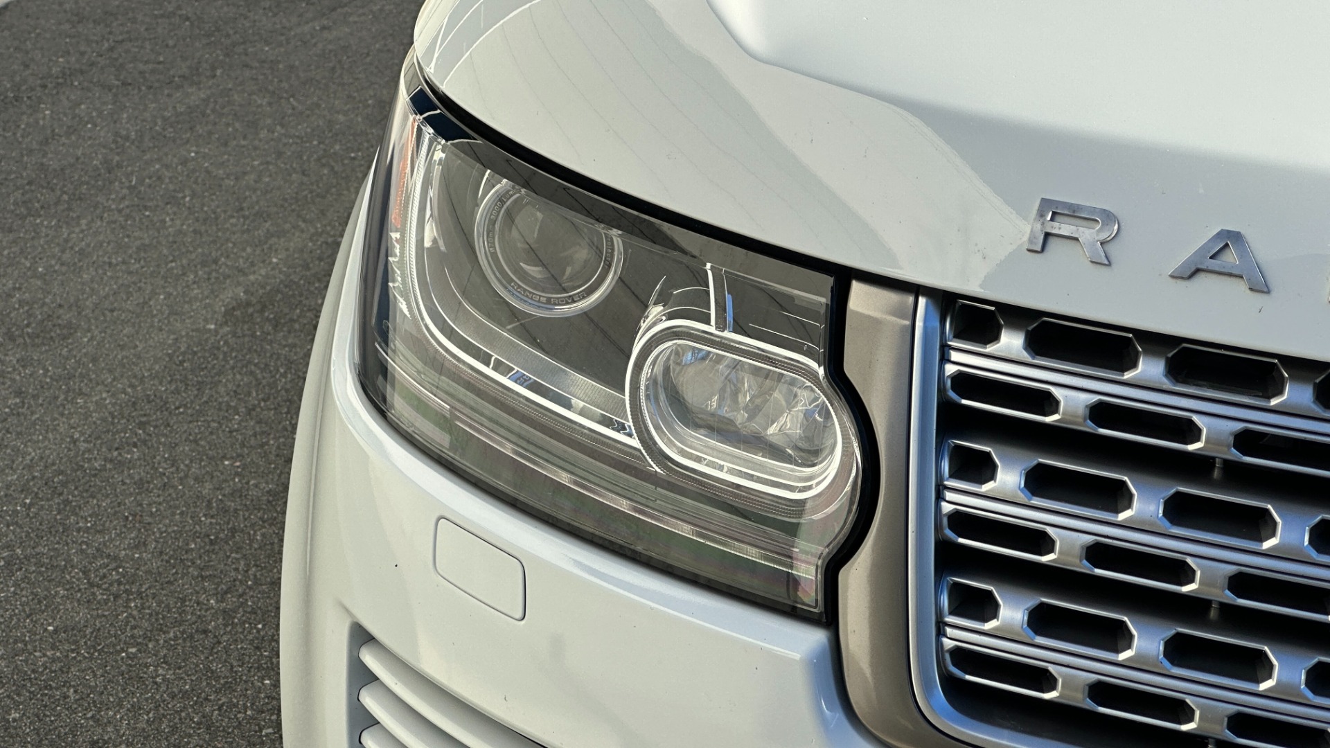 Used 2013 Land Rover Range Rover HSE / MERIDIAN SOUND / TOW PACK / VISION ASSIST / CLIMATE COMFORT for sale Sold at Formula Imports in Charlotte NC 28227 38