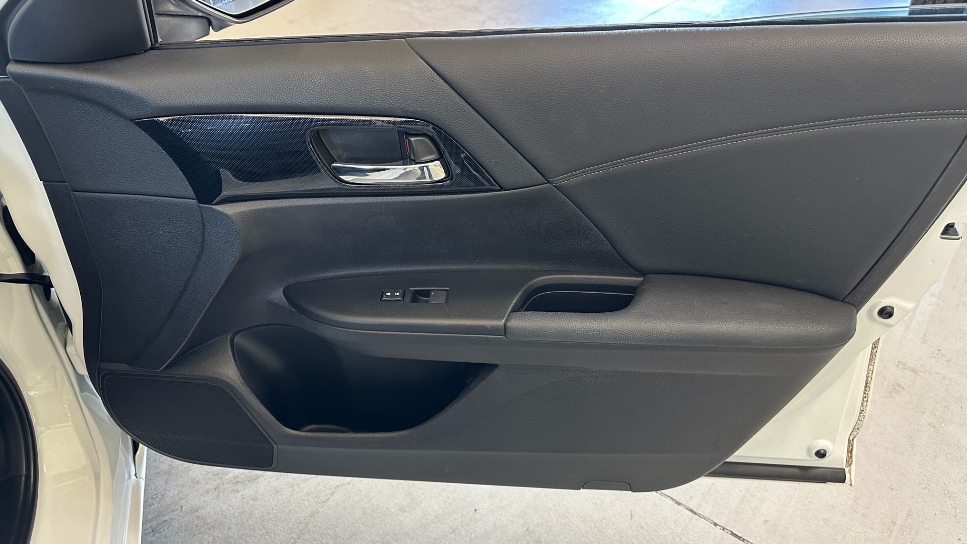 Used 2014 Honda Accord Sedan Sport for sale Sold at Formula Imports in Charlotte NC 28227 20
