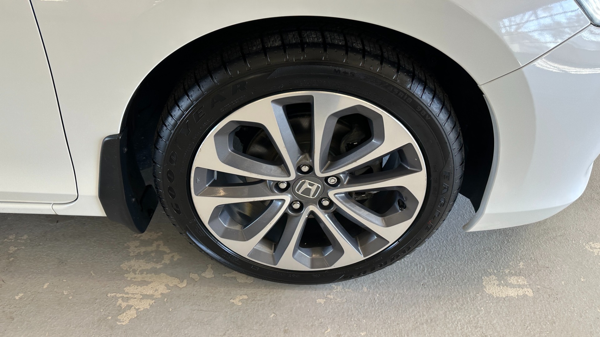 Used 2014 Honda Accord Sedan Sport for sale Sold at Formula Imports in Charlotte NC 28227 40