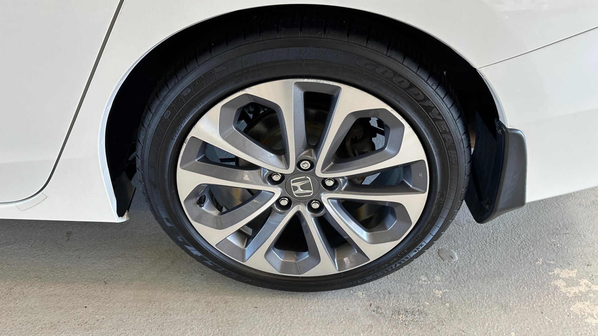 Used 2014 Honda Accord Sedan Sport for sale Sold at Formula Imports in Charlotte NC 28227 42