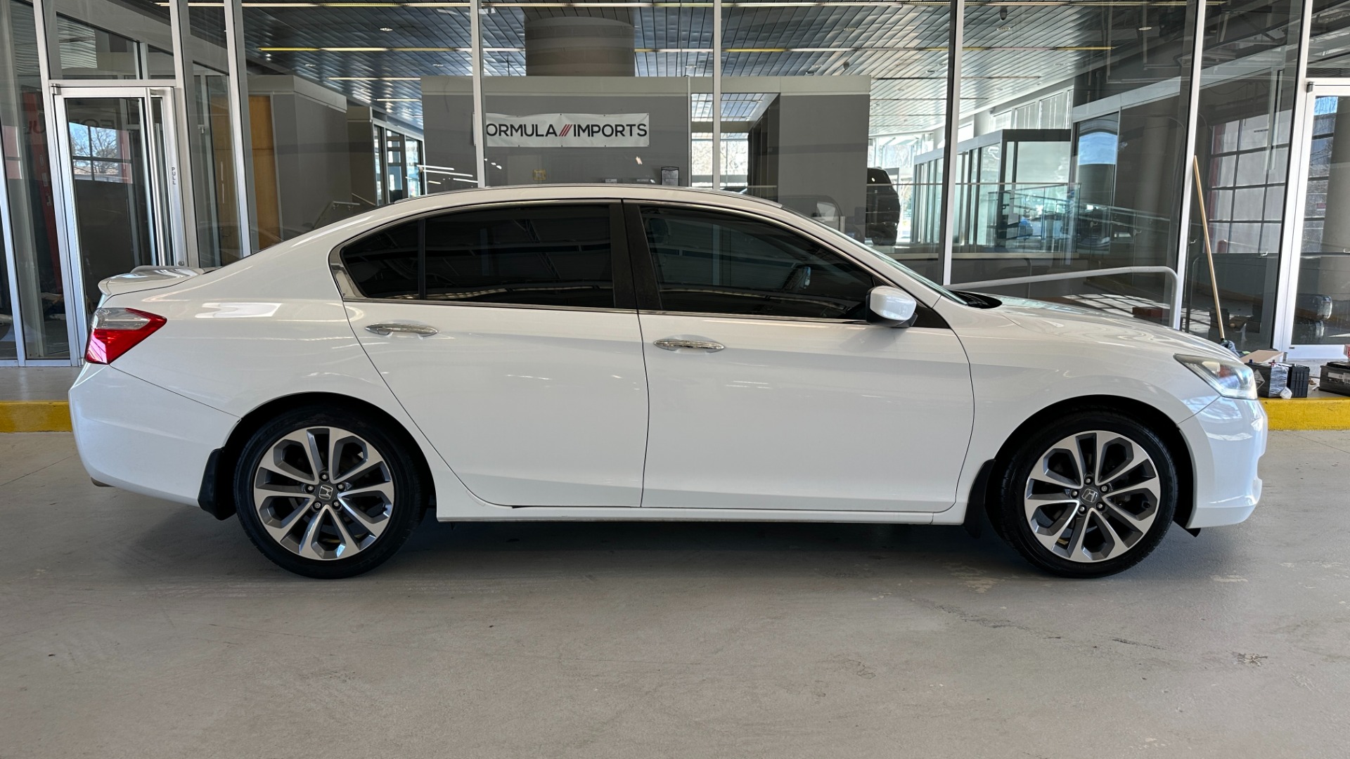 Used 2014 Honda Accord Sedan Sport for sale Sold at Formula Imports in Charlotte NC 28227 5