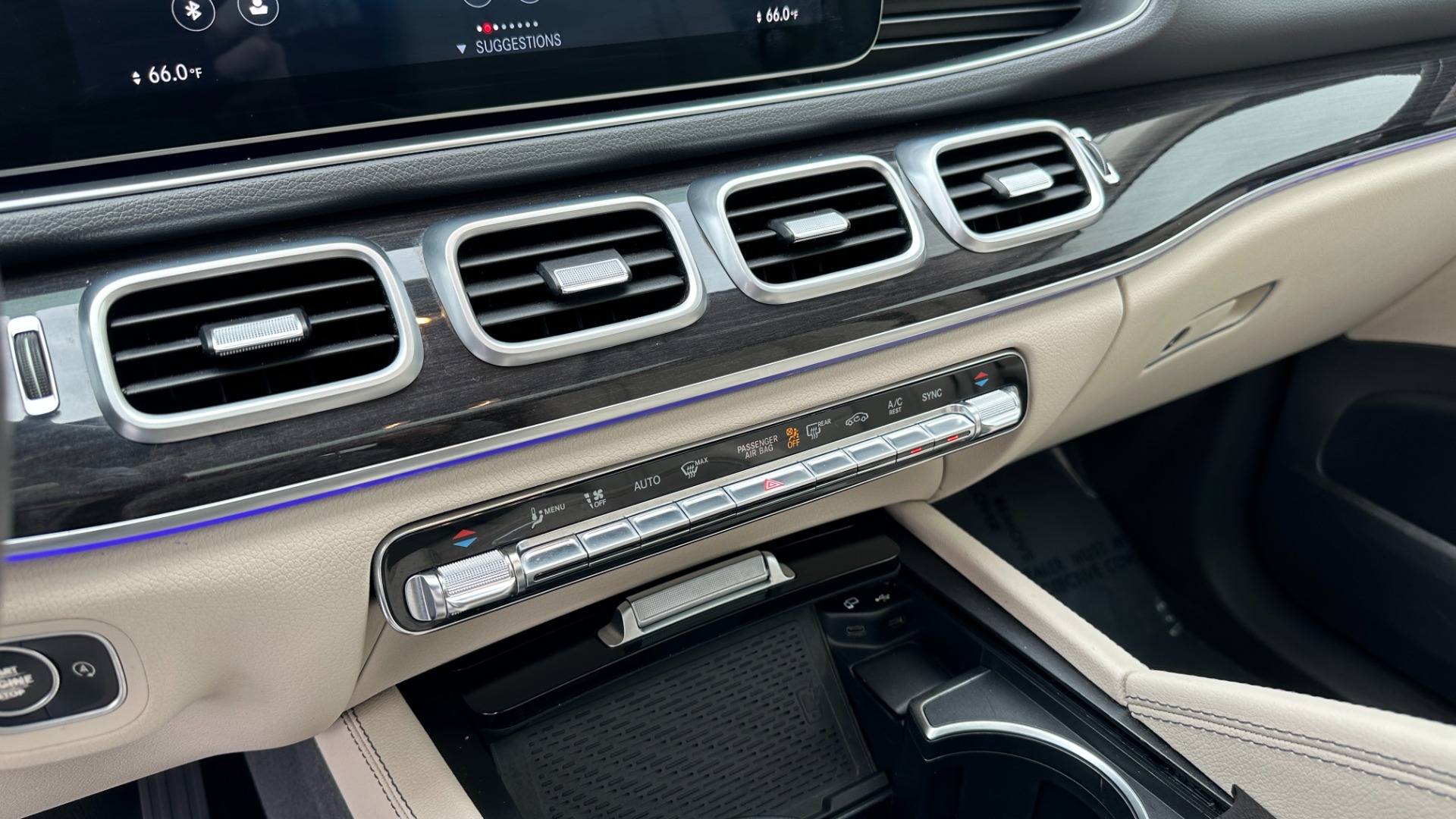 Used 2020 Mercedes-Benz GLE GLE350 / 3RD ROW SEATING / BURMESTER SOUND / PREMIUM PACKAGE / 19 IN WHEELS for sale $46,295 at Formula Imports in Charlotte NC 28227 18
