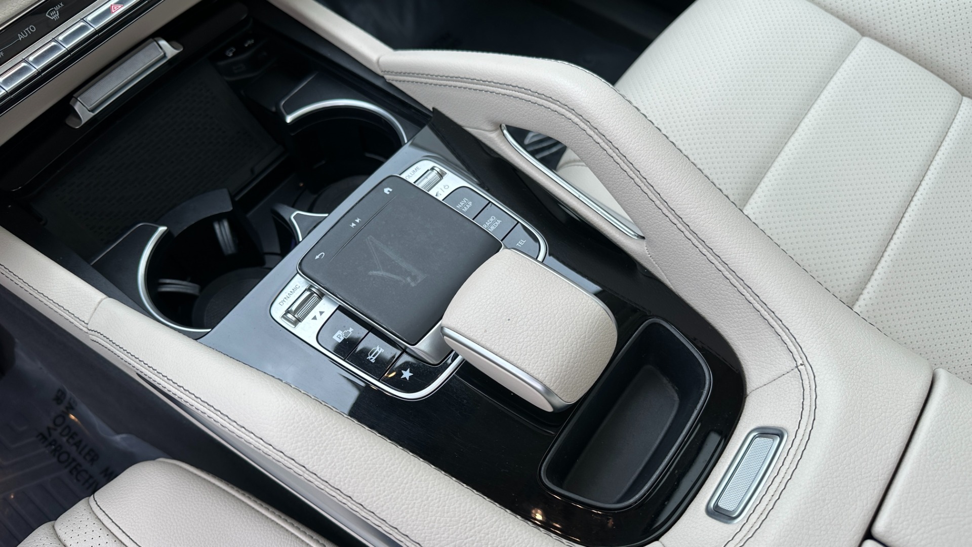 Used 2020 Mercedes-Benz GLE GLE350 / 3RD ROW SEATING / BURMESTER SOUND / PREMIUM PACKAGE / 19 IN WHEELS for sale $46,295 at Formula Imports in Charlotte NC 28227 19