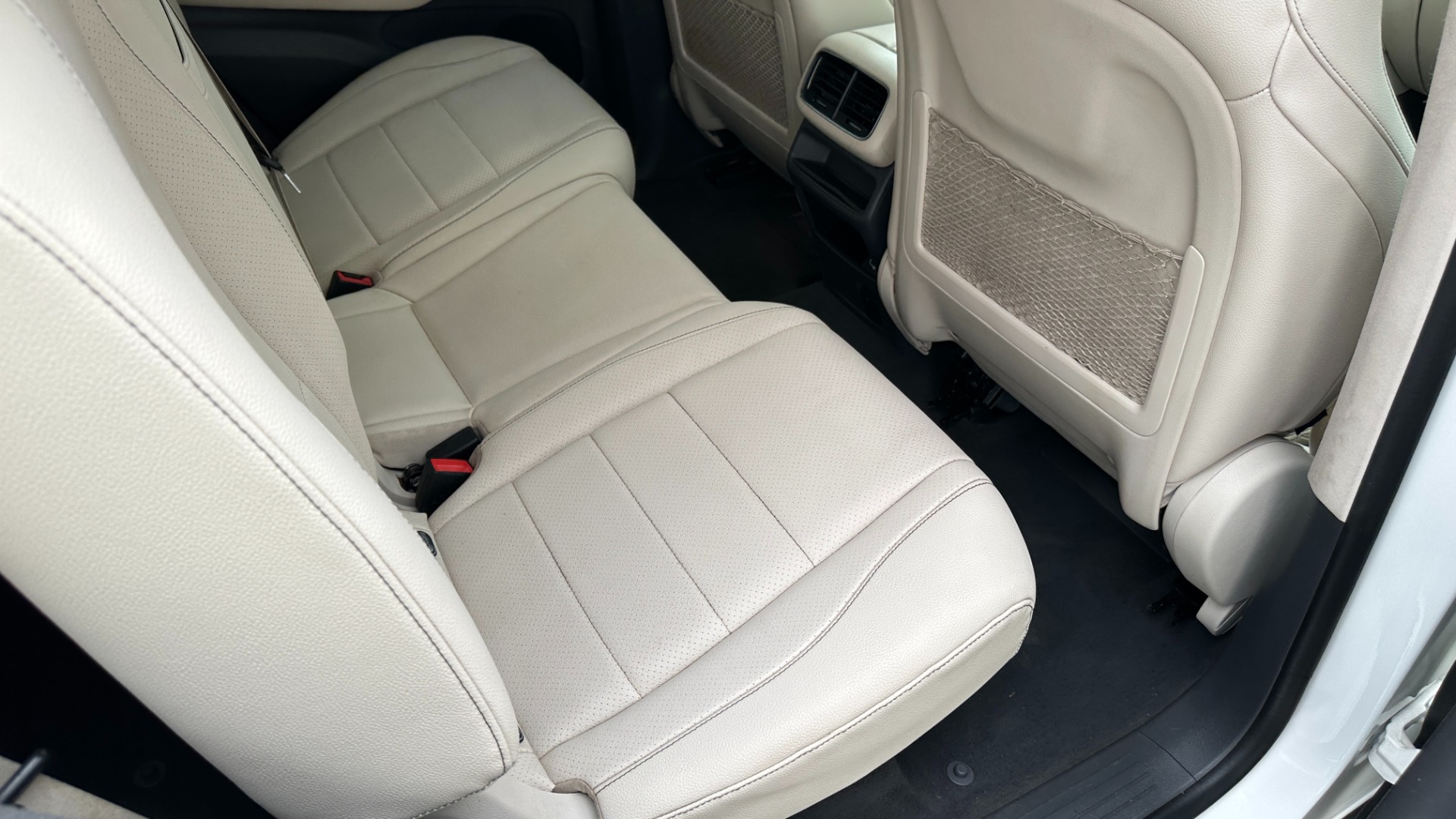 Used 2020 Mercedes-Benz GLE GLE350 / 3RD ROW SEATING / BURMESTER SOUND / PREMIUM PACKAGE / 19 IN WHEELS for sale $46,295 at Formula Imports in Charlotte NC 28227 30