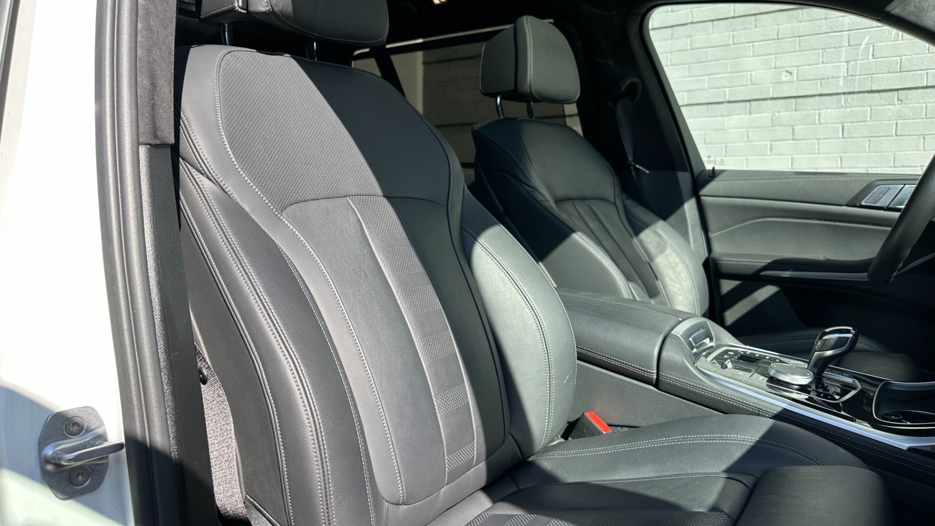 Used 2020 BMW X7 xDrive40i / M SPORT / PREMIUM / COLD WEATHER / PARKING ASSIST / CAPTAIN CHA for sale $62,995 at Formula Imports in Charlotte NC 28227 42