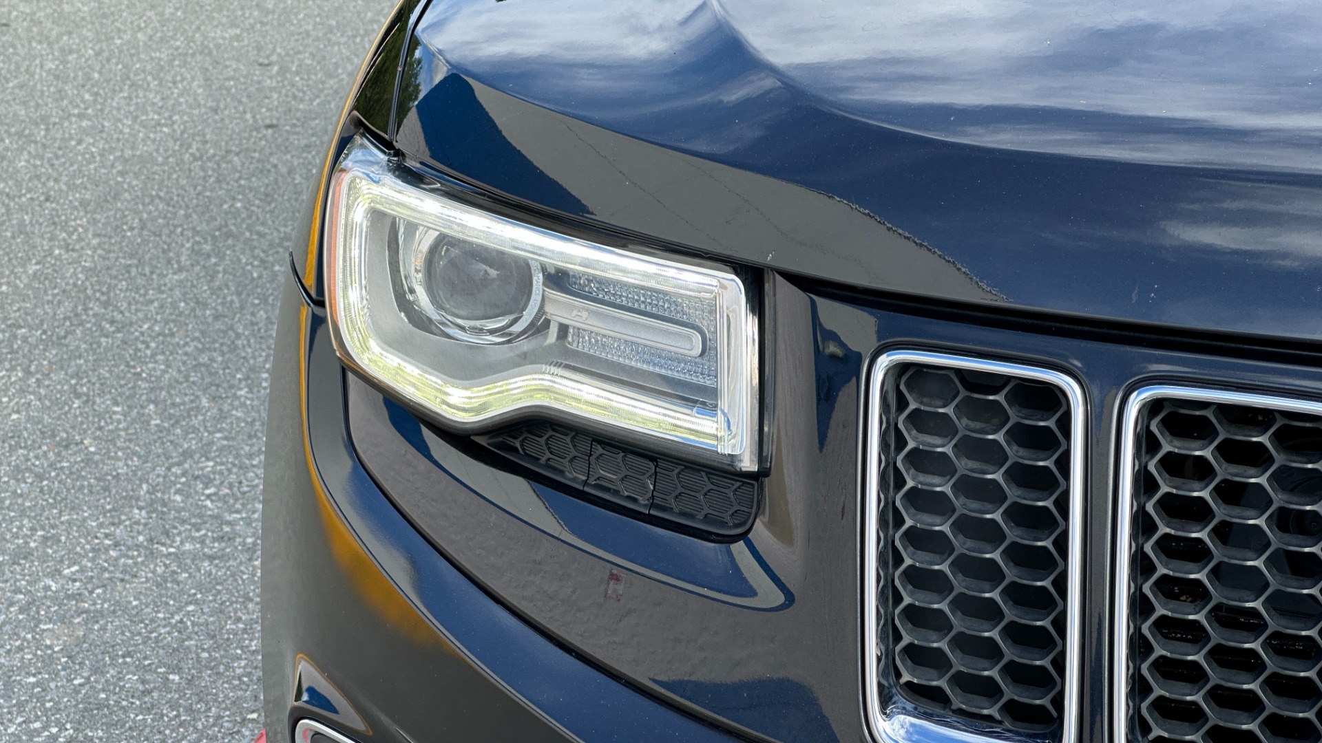Used 2016 Jeep Grand Cherokee OVERLAND / 5.7L V8 ENGINE / 4WD / HARMAN KARDON for sale $24,495 at Formula Imports in Charlotte NC 28227 39