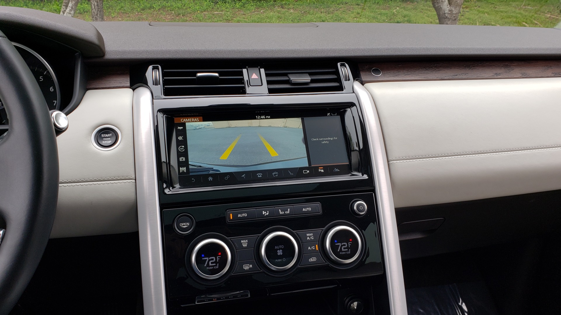 Used 2017 Land Rover DISCOVERY HSE LUXURY / 4WD / NAV / VISION ASST / DRIVE PKG / MERIDIAN for sale Sold at Formula Imports in Charlotte NC 28227 55