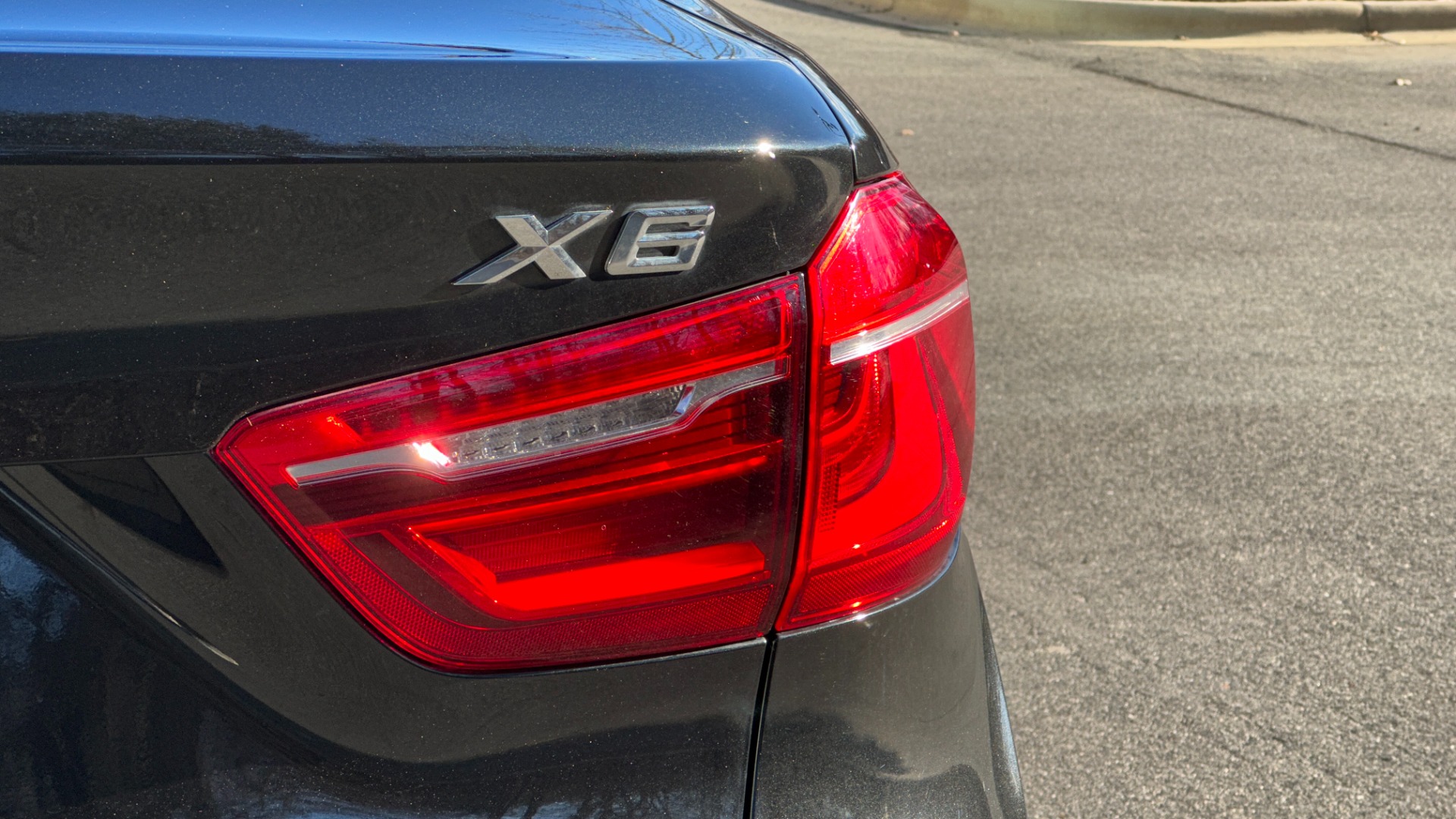 Used 2019 BMW X6 xDrive35i for sale Sold at Formula Imports in Charlotte NC 28227 41