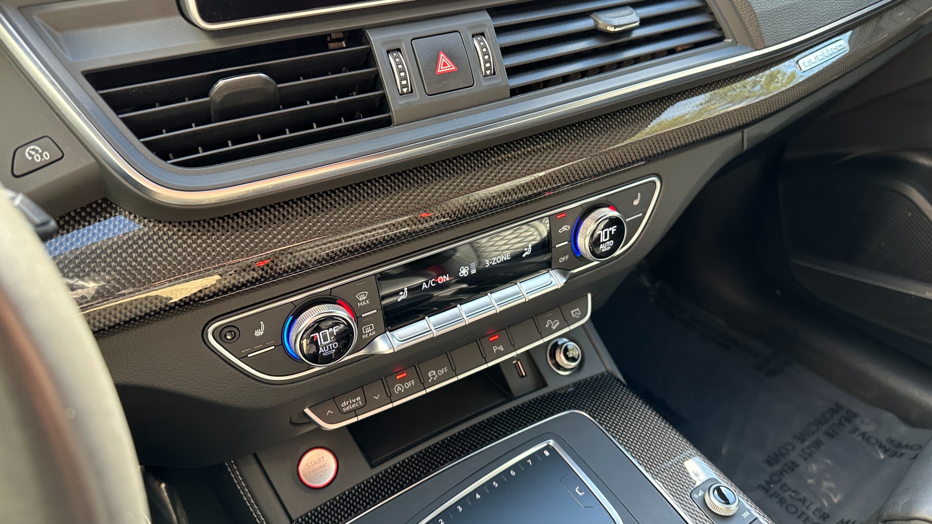 Used 2019 Audi SQ5 PREMIUM PLUS / BLACK OPTIC / S SPORT / CARBON FIBER / B&O SOUND for sale Sold at Formula Imports in Charlotte NC 28227 20