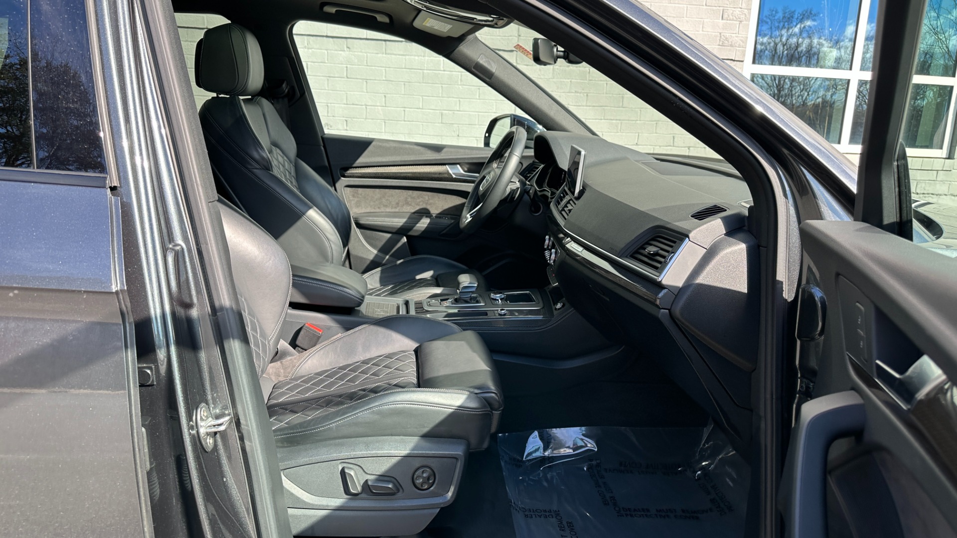 Used 2019 Audi SQ5 PREMIUM PLUS / BLACK OPTIC / S SPORT / CARBON FIBER / B&O SOUND for sale Sold at Formula Imports in Charlotte NC 28227 35