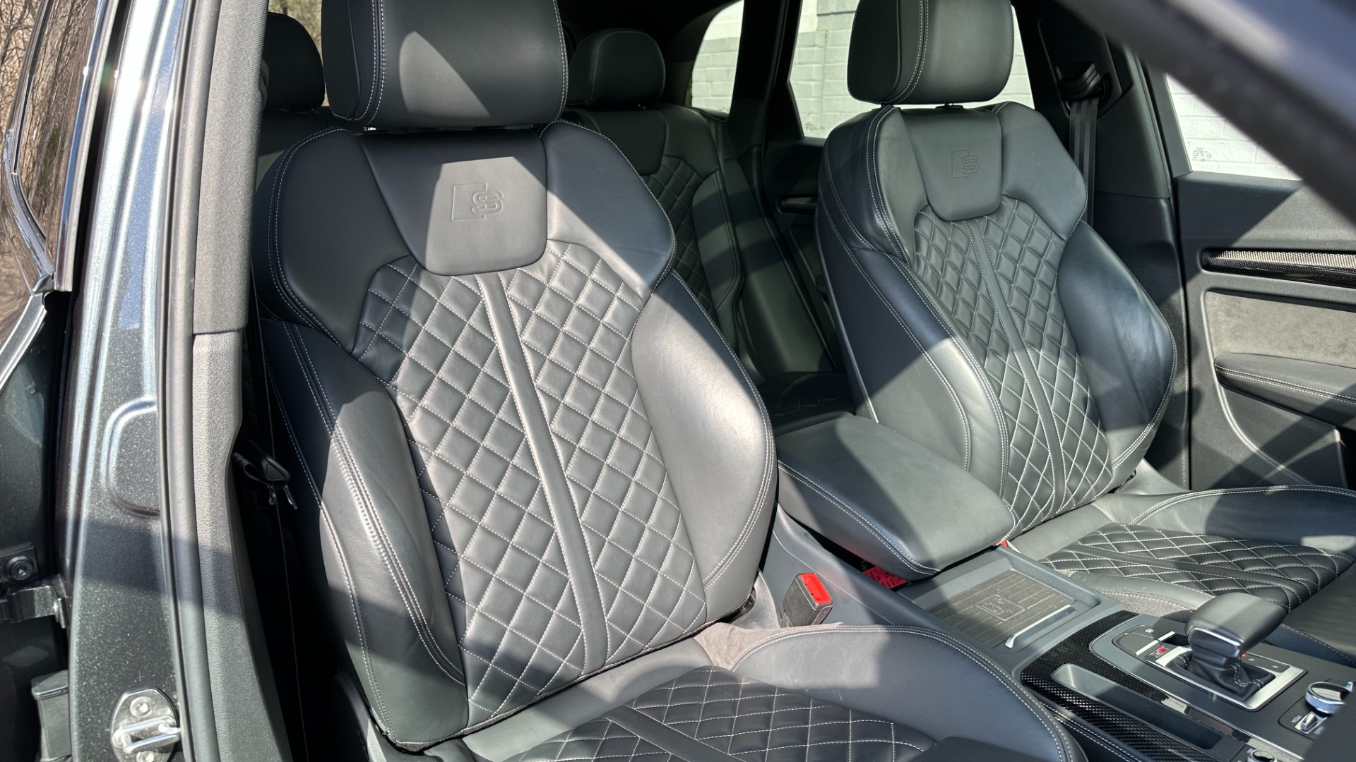 Used 2019 Audi SQ5 PREMIUM PLUS / BLACK OPTIC / S SPORT / CARBON FIBER / B&O SOUND for sale Sold at Formula Imports in Charlotte NC 28227 36
