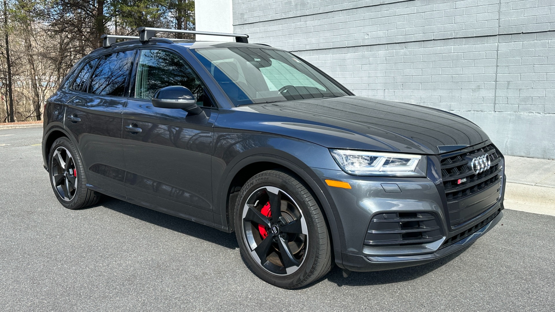 Used 2019 Audi SQ5 PREMIUM PLUS / BLACK OPTIC / S SPORT / CARBON FIBER / B&O SOUND for sale Sold at Formula Imports in Charlotte NC 28227 5