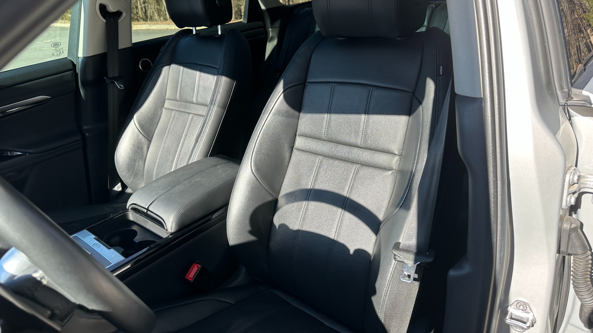 Used 2020 Land Rover Range Rover Evoque S / DRIVE PACK / PANORAMIC ROOF / 20IN WHEELS / MERIDIAN SOUND for sale Sold at Formula Imports in Charlotte NC 28227 14
