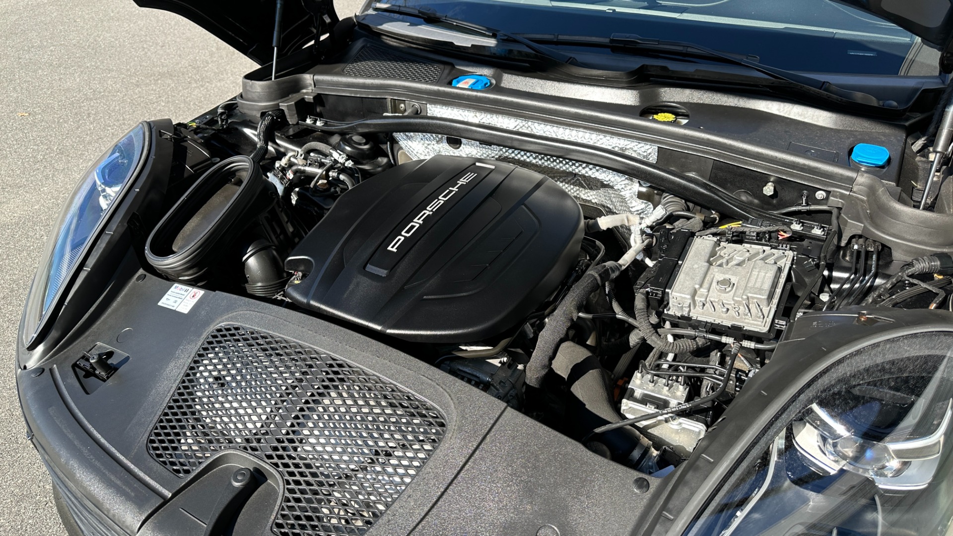 2020 Porsche Macan photo 27