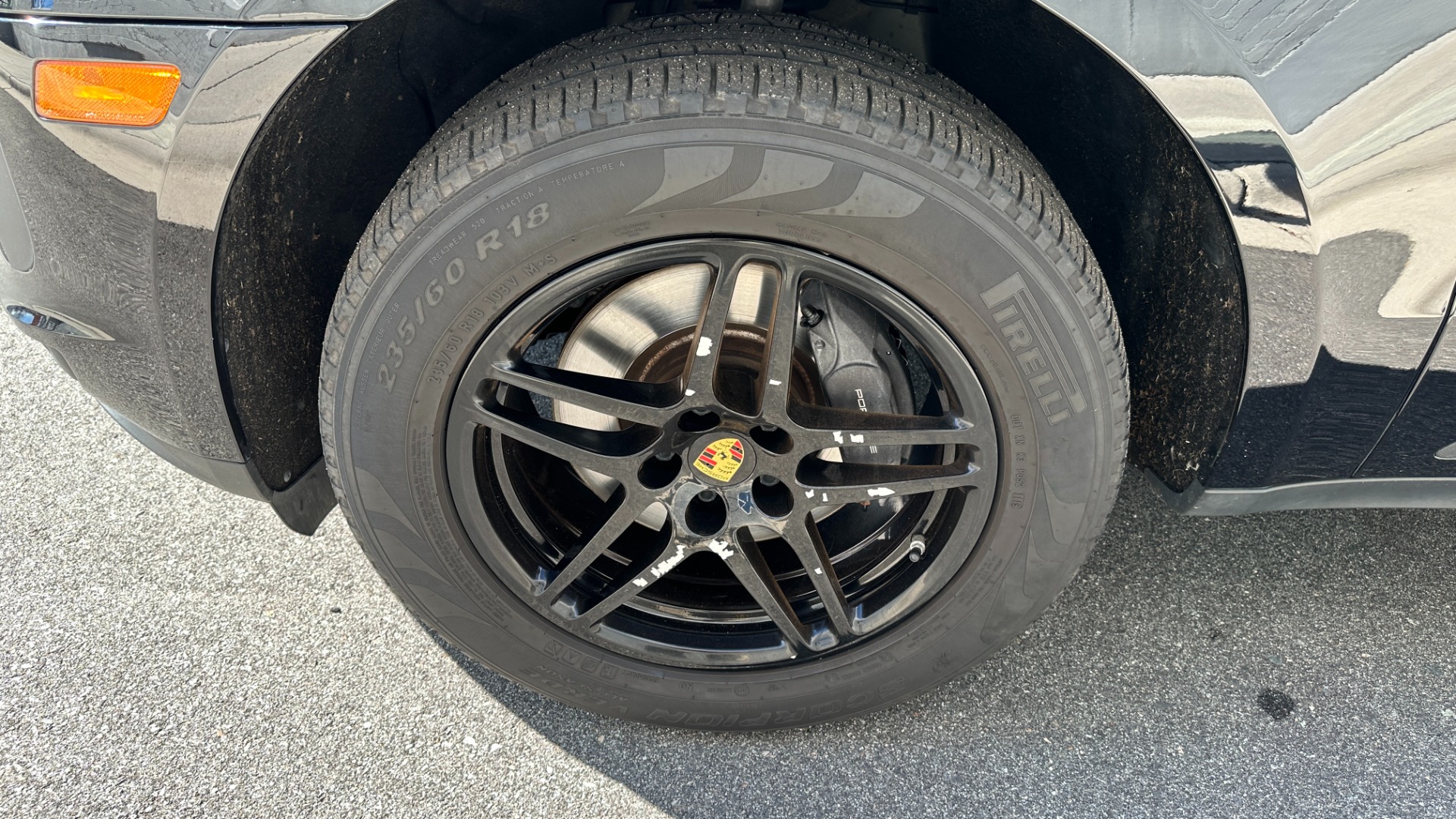 Used 2020 Porsche Macan PREMIUM PACKAGE / GLOSS BLACK TRIM / LANE ASSIST / 18IN MACAN S WHEELS for sale Sold at Formula Imports in Charlotte NC 28227 42