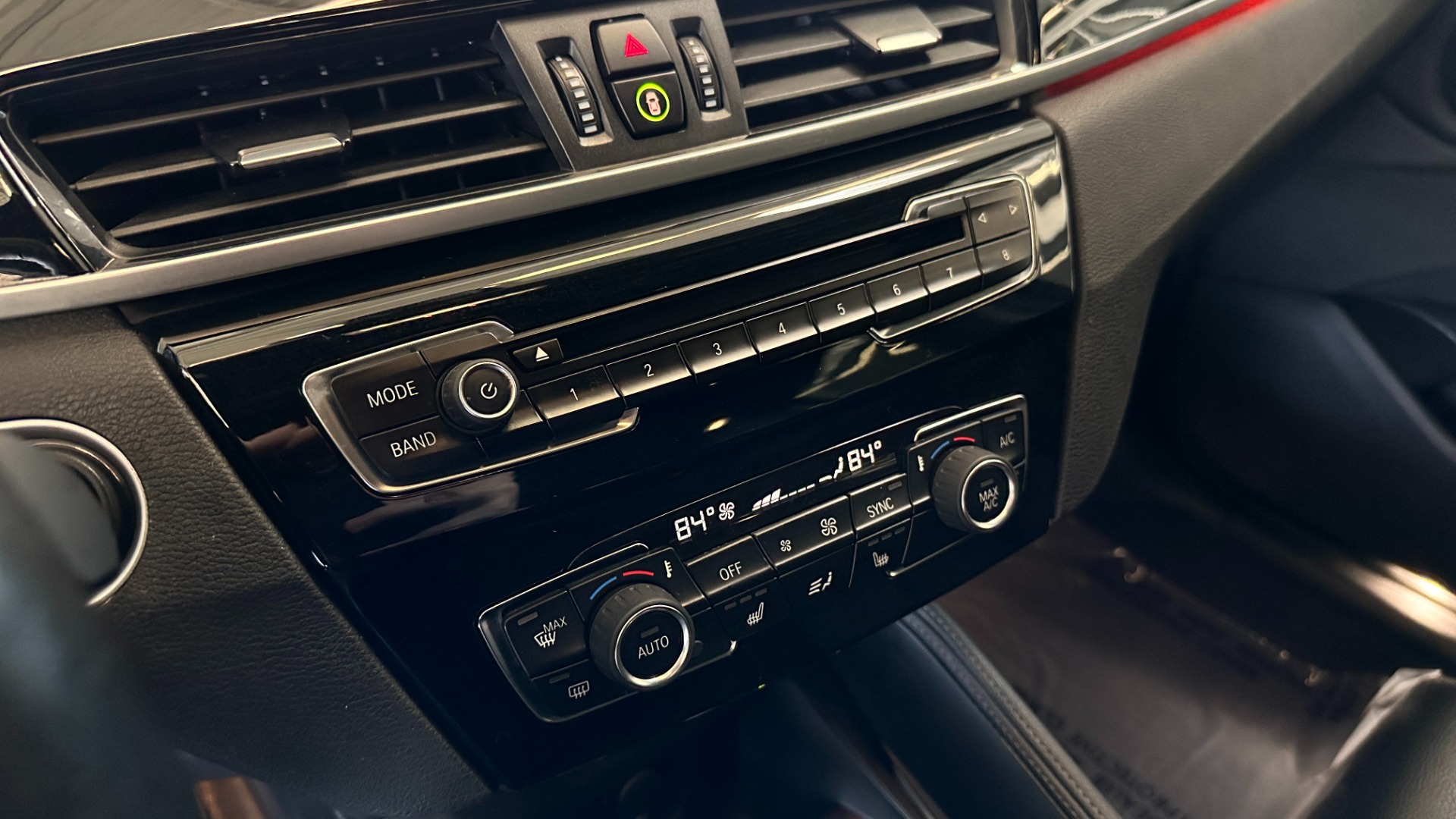 Used 2019 BMW X1 xDrive28i / CONVENEINCE PACKAGE / AMBIENT LIGHTING / PANORAMIC ROOF for sale $28,595 at Formula Imports in Charlotte NC 28227 41