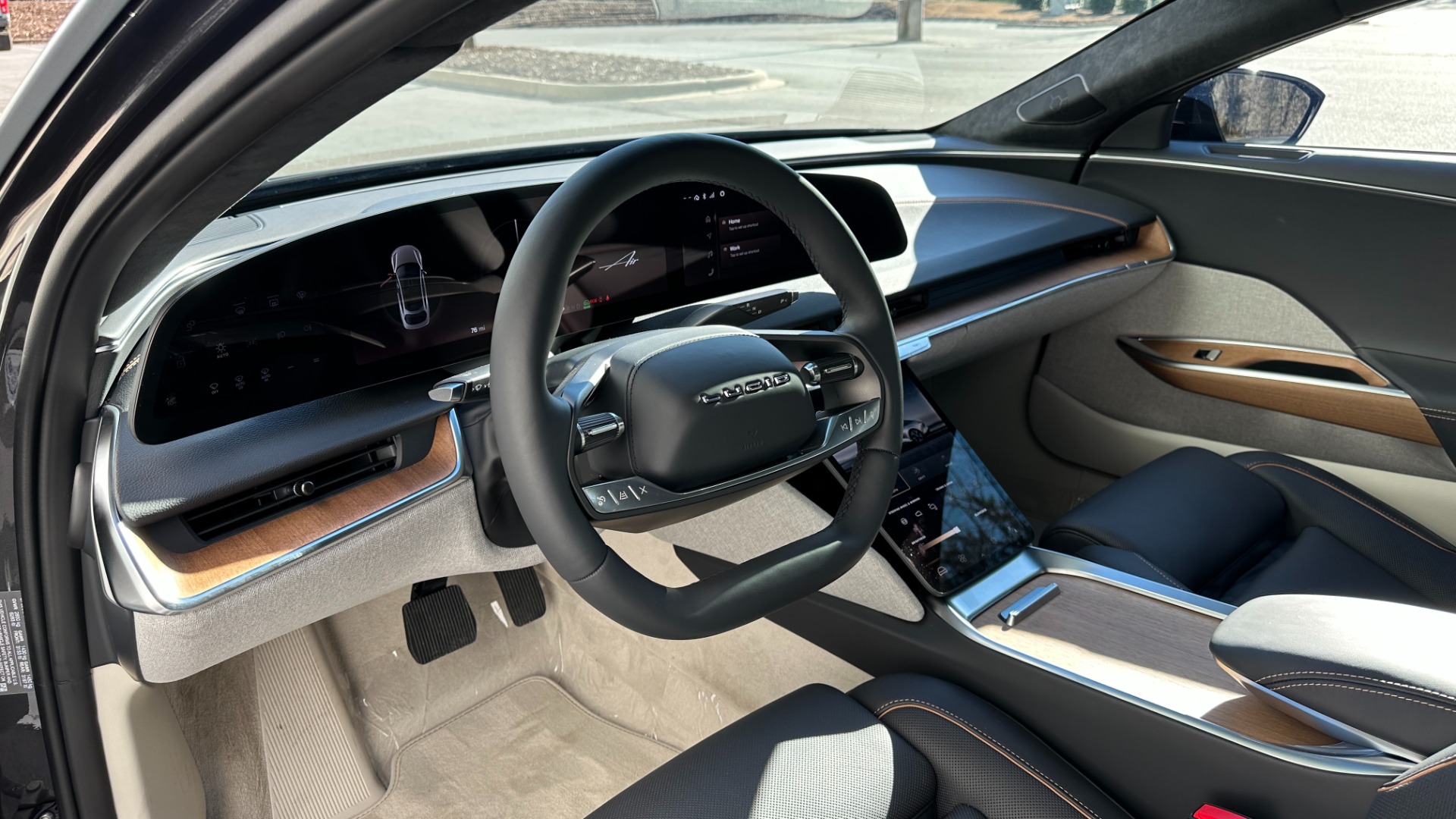 Used 2023 Lucid Air TOURING / DREAM DRIVE PRO / HIGHWAY ASSIST / SURREAL SOUND / GLASS CANOP for sale Sold at Formula Imports in Charlotte NC 28227 12