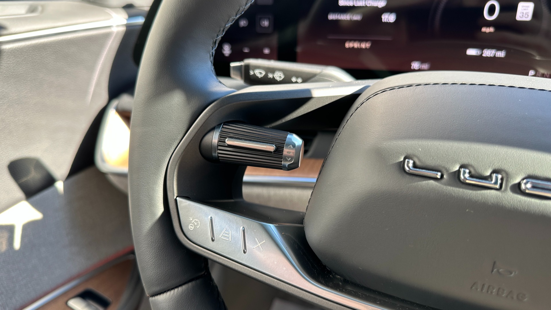Used 2023 Lucid Air TOURING / DREAM DRIVE PRO / HIGHWAY ASSIST / SURREAL SOUND / GLASS CANOP for sale Sold at Formula Imports in Charlotte NC 28227 46