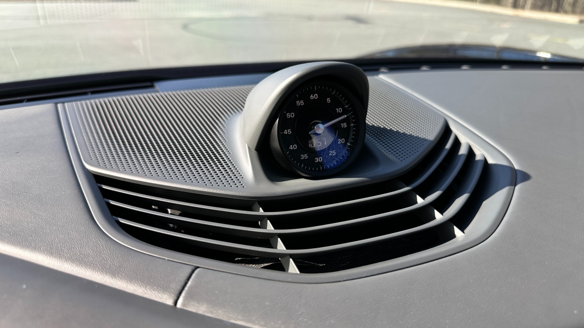Used 2022 Porsche Taycan GTS / 21IN RS SPYDER WHEELS / REAR AXLE STEERING / INSULATED GLASS for sale $156,995 at Formula Imports in Charlotte NC 28227 19