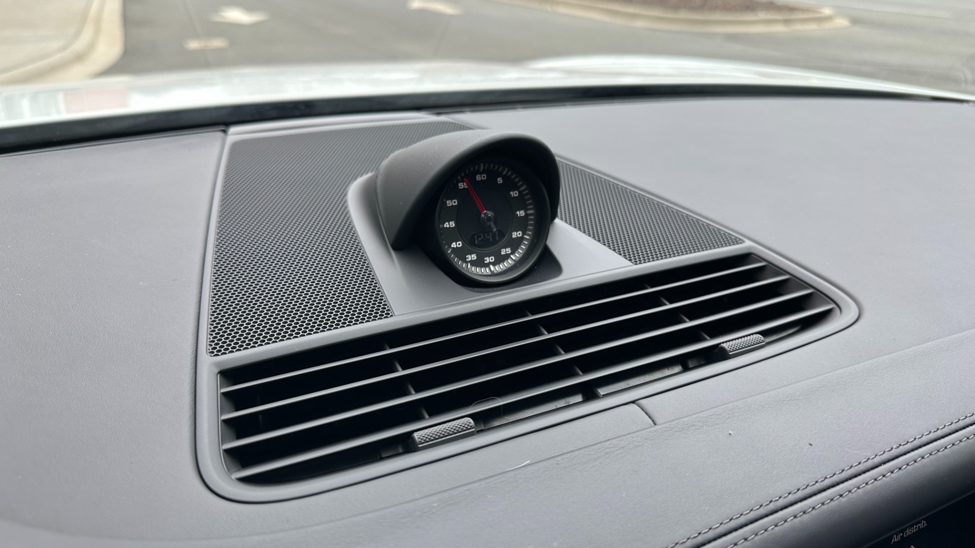 Used 2018 Porsche Panamera TURBO AWD / PREMIUM PLUS PKG / SPORT CHRONO / BLACKOUT / LED HEADLIGHTS for sale Sold at Formula Imports in Charlotte NC 28227 16