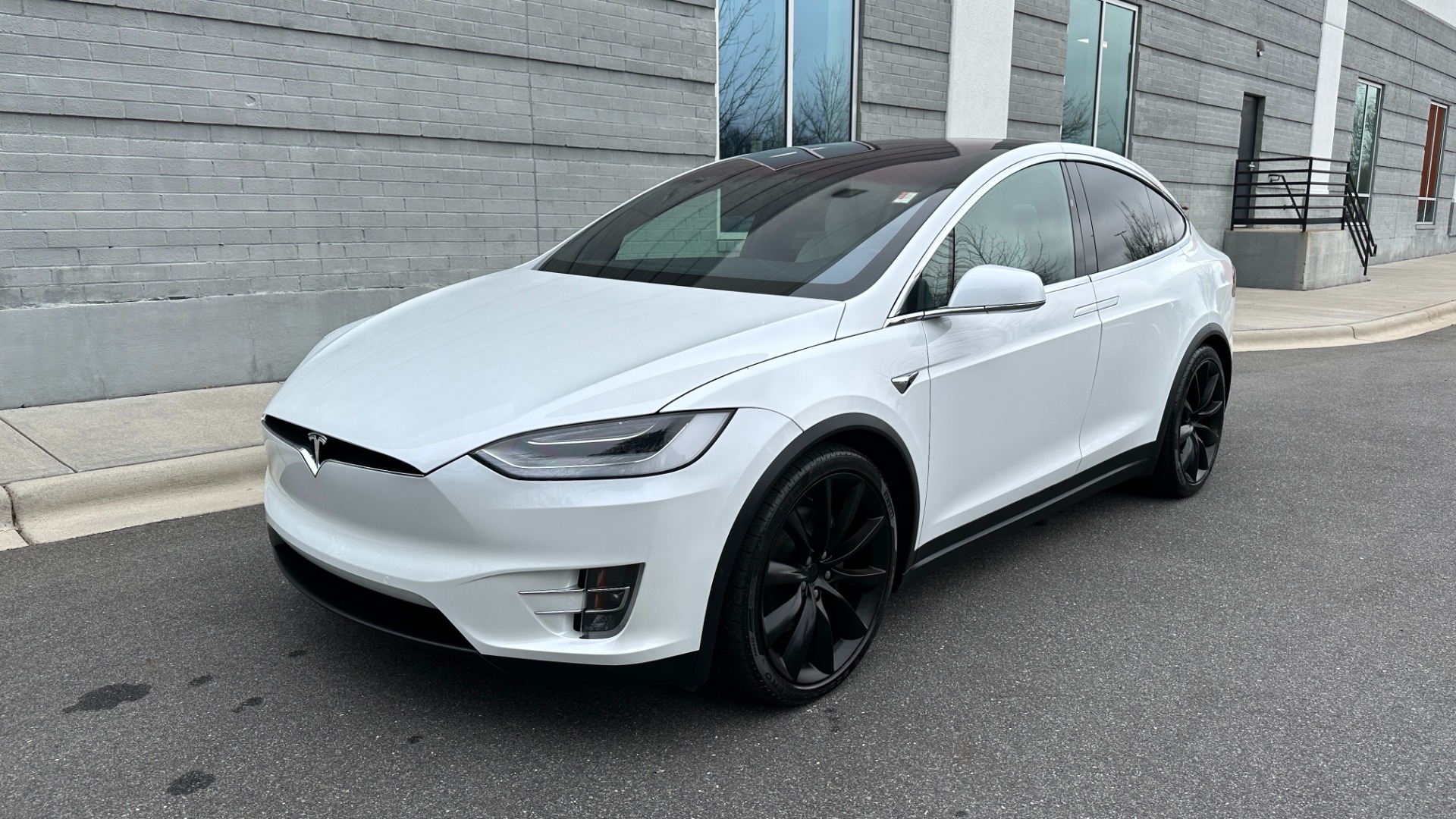 Used 2020 Tesla Model X LONG RANGE / AUTOPILOT / AWD / 3 ROW / PREMIUM CONNECTIVITY for sale Sold at Formula Imports in Charlotte NC 28227 2
