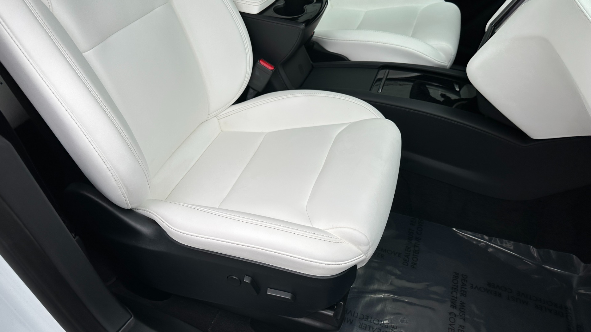 Used 2020 Tesla Model X LONG RANGE / AUTOPILOT / AWD / 3 ROW / PREMIUM CONNECTIVITY for sale Sold at Formula Imports in Charlotte NC 28227 32