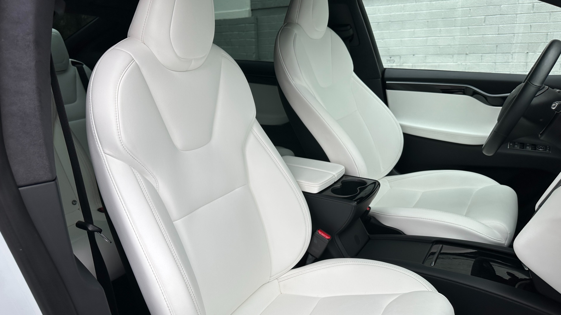 Used 2020 Tesla Model X LONG RANGE / AUTOPILOT / AWD / 3 ROW / PREMIUM CONNECTIVITY for sale Sold at Formula Imports in Charlotte NC 28227 33